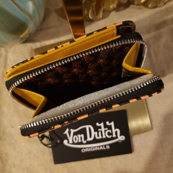 NWT! Von Dutch Orange & Black Cheetah Print Wallet - Picture 4 of 5